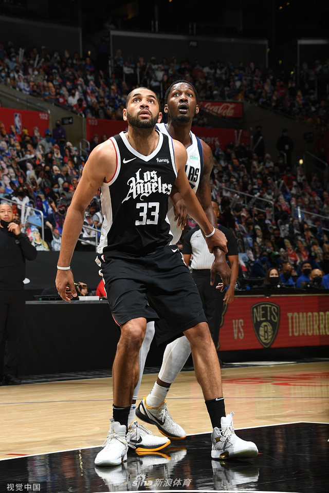 目标中脱颖 目标中脱颖